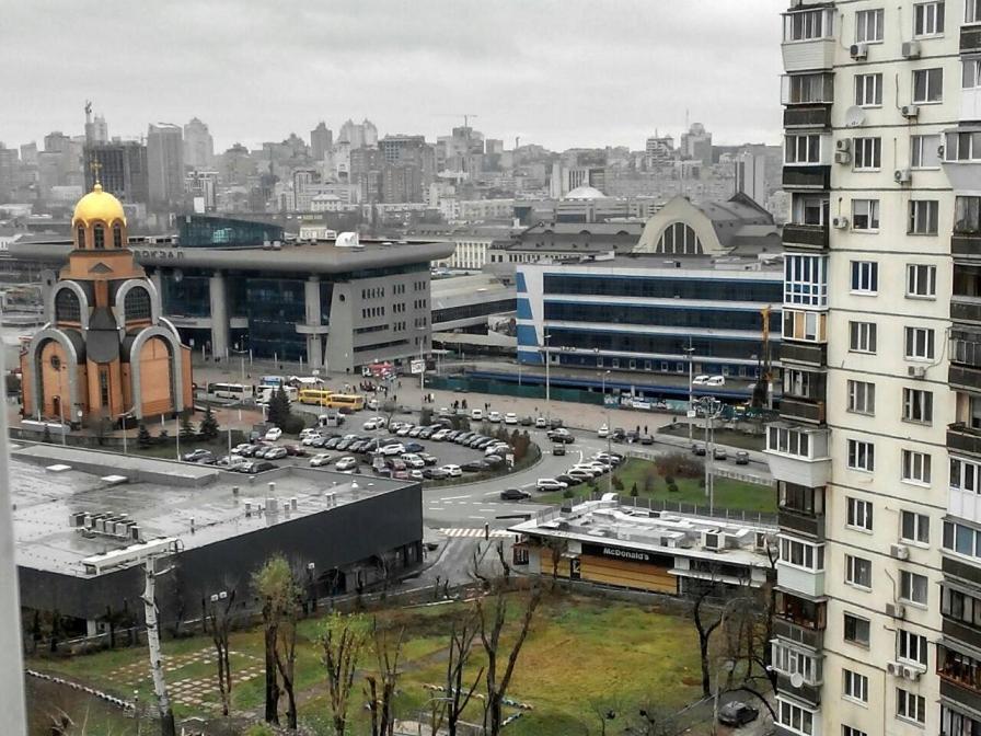 Патриарха Скрипника 7,Жд Вокзал, Ультрамарин Apartment Kiev Luaran gambar