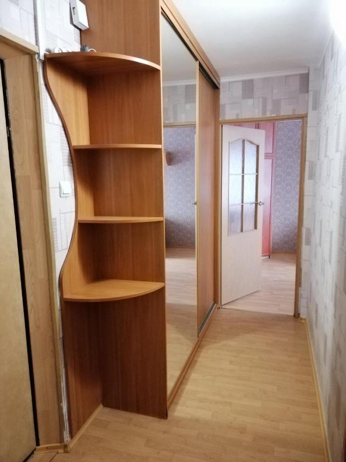 Патриарха Скрипника 7,Жд Вокзал, Ультрамарин Apartment Kiev Luaran gambar